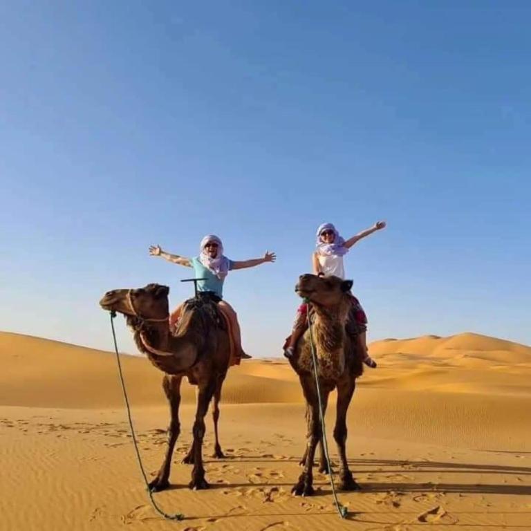 Sunset Camp مرزوكة المظهر الخارجي الصورة